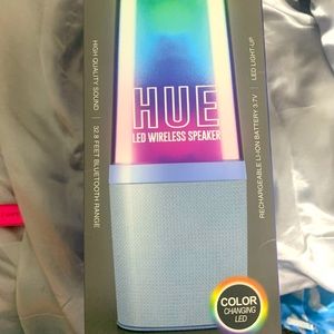 NIB* HUE color change Bluetooth speaker